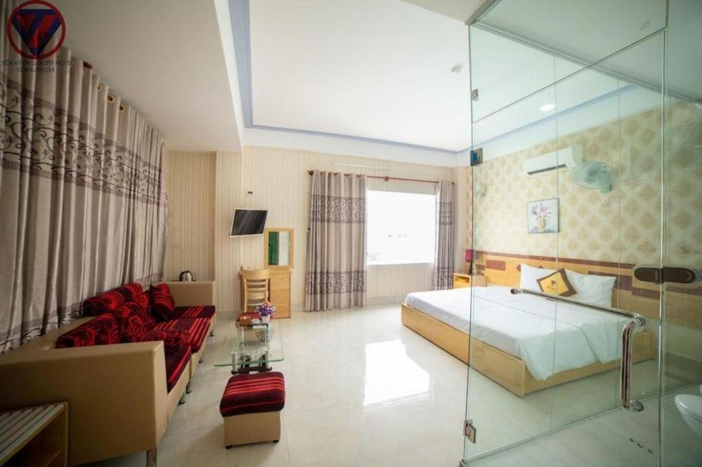 อีน วี 04 ลักชัวรี โฮเต็ล Hotel กวีเญิน ภายนอก รูปภาพ