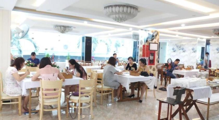 อีน วี 04 ลักชัวรี โฮเต็ล Hotel กวีเญิน ภายนอก รูปภาพ