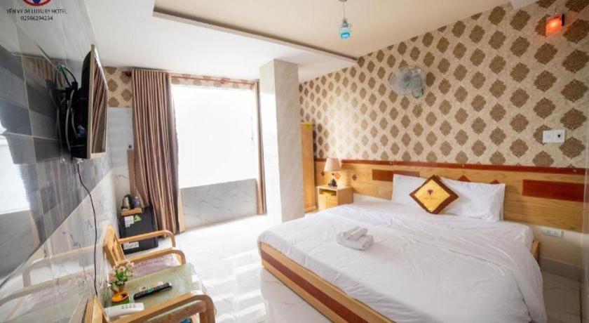 อีน วี 04 ลักชัวรี โฮเต็ล Hotel กวีเญิน ภายนอก รูปภาพ