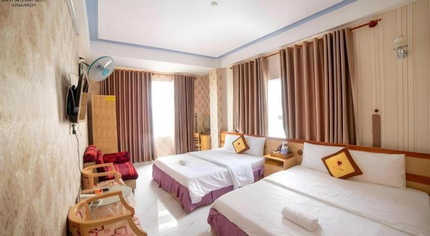 อีน วี 04 ลักชัวรี โฮเต็ล Hotel กวีเญิน ภายนอก รูปภาพ
